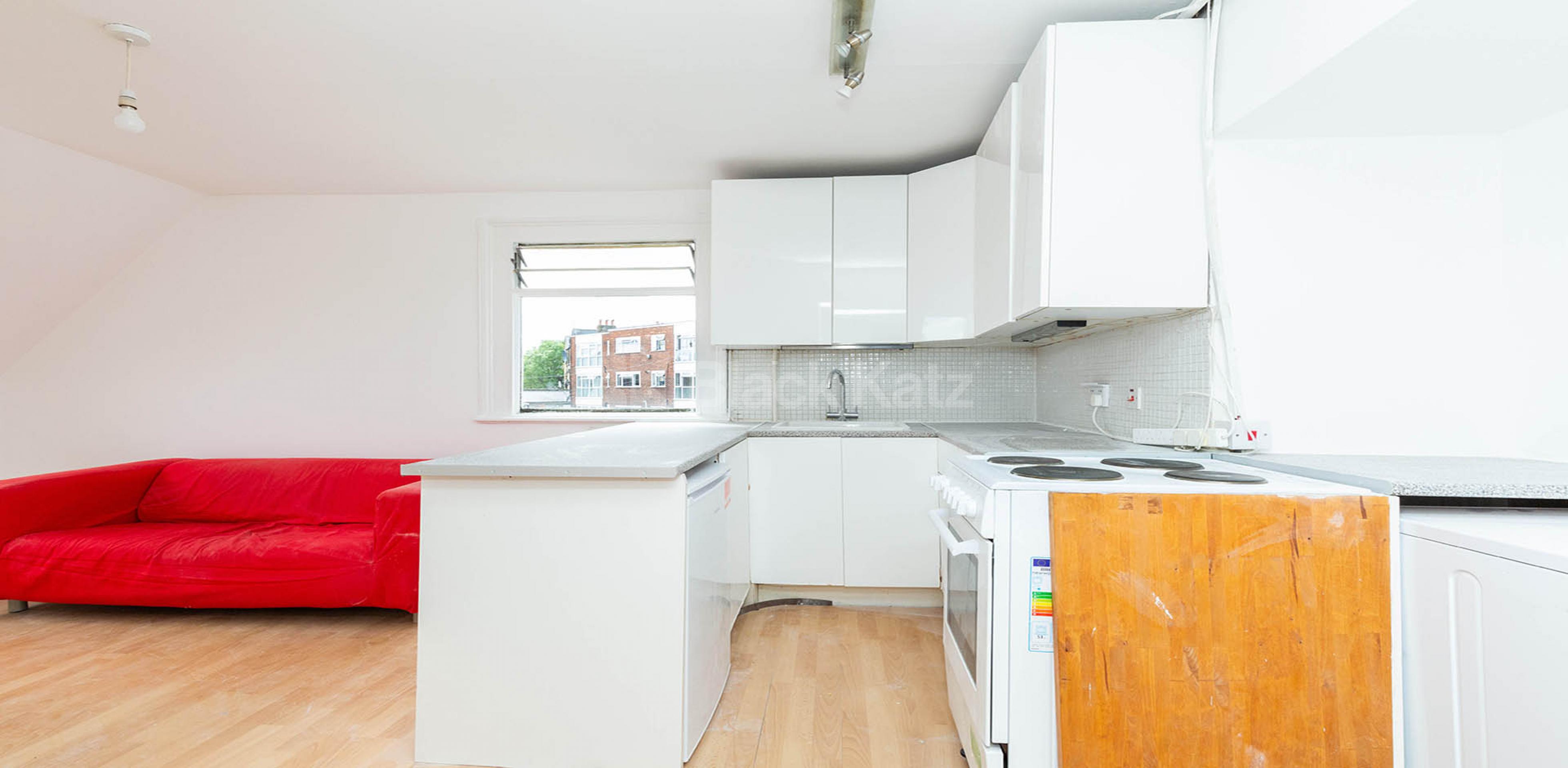 			1 Bedroom, 1 bath, 1 reception Flat			 Newnham Road, WOOD GREEN N22